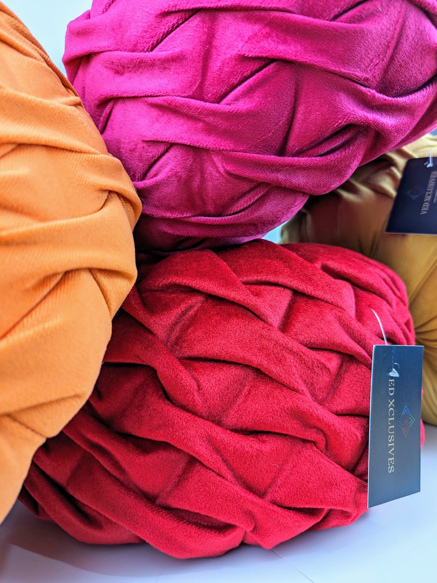 VEDX Round Throw Pillows